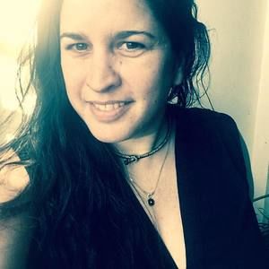 Meet your Posher, Dahlia